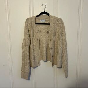 Size Large Old Navy Cardigan/Sweater Women’s tan/cream